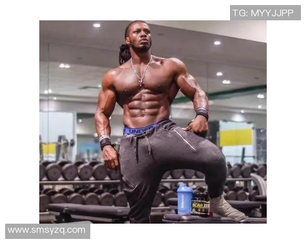 全球足球明星腹肌展示合集让你领略运动魅力与健美身材 全球足球明星腹肌展示合集让你领略运动魅力与健美身材