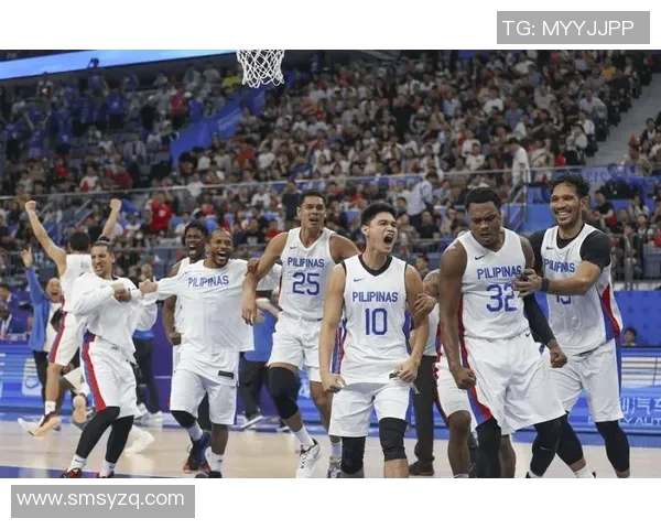 杭州篮球队团队协作引发热议球迷对战术配合和球员默契提出不同看法 杭州篮球队团队协作引发热议球迷对战术配合和球员默契提出不同看法