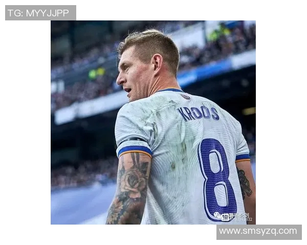 纹鲨鱼的足球明星如何在绿茵场上展现独特魅力与风采 纹鲨鱼的足球明星如何在绿茵场上展现独特魅力与风采